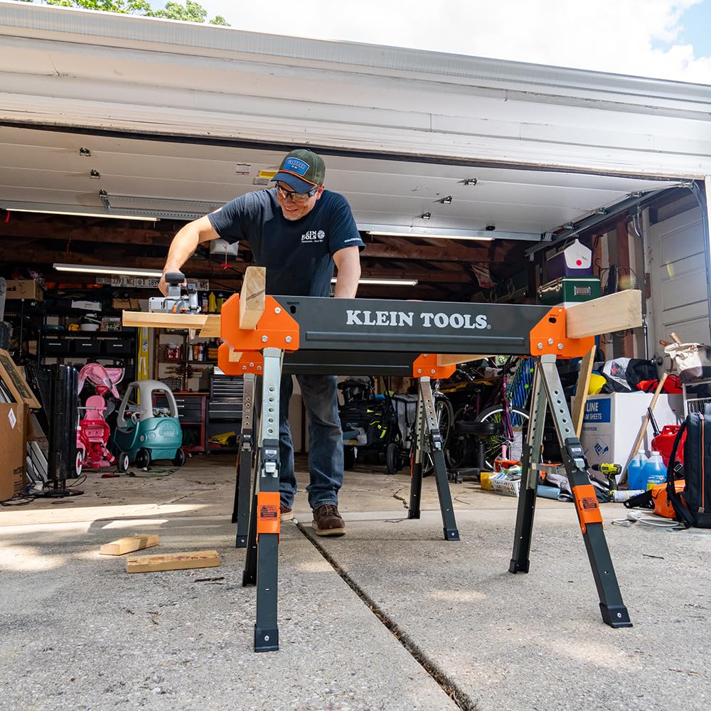 Adjustable Folding Sawhorse 2-Pack X520