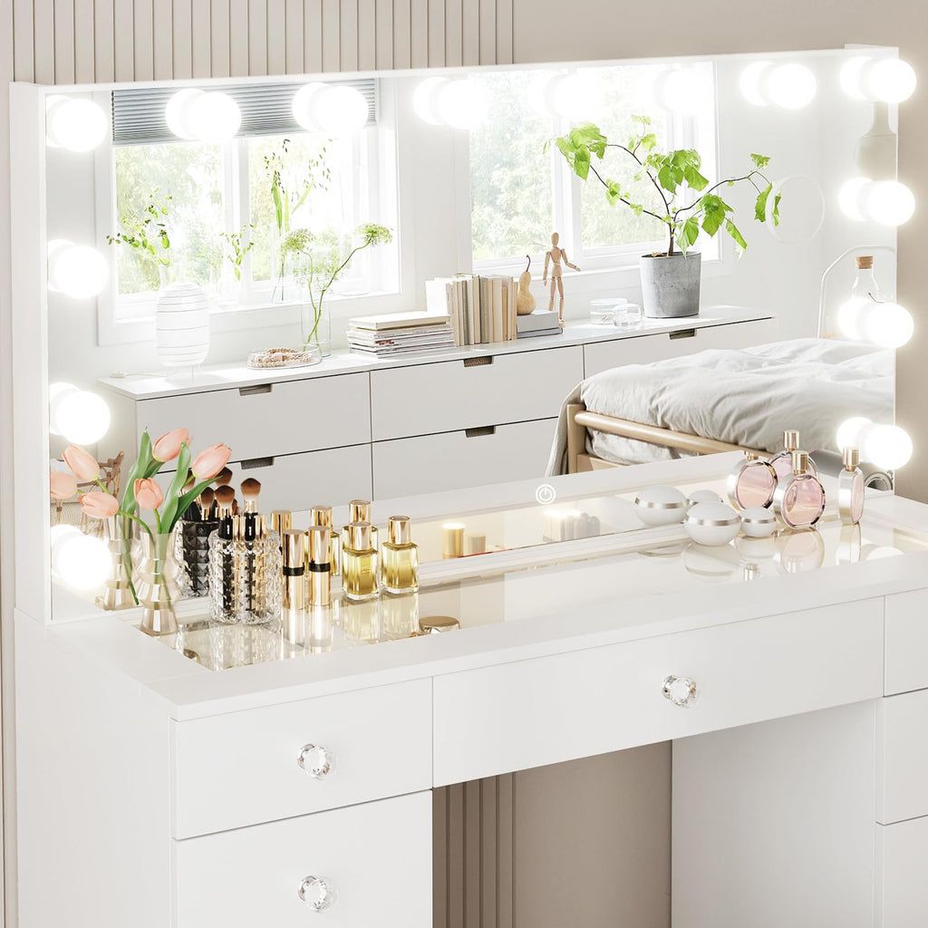 Vanity with Lighted Mirror W42417