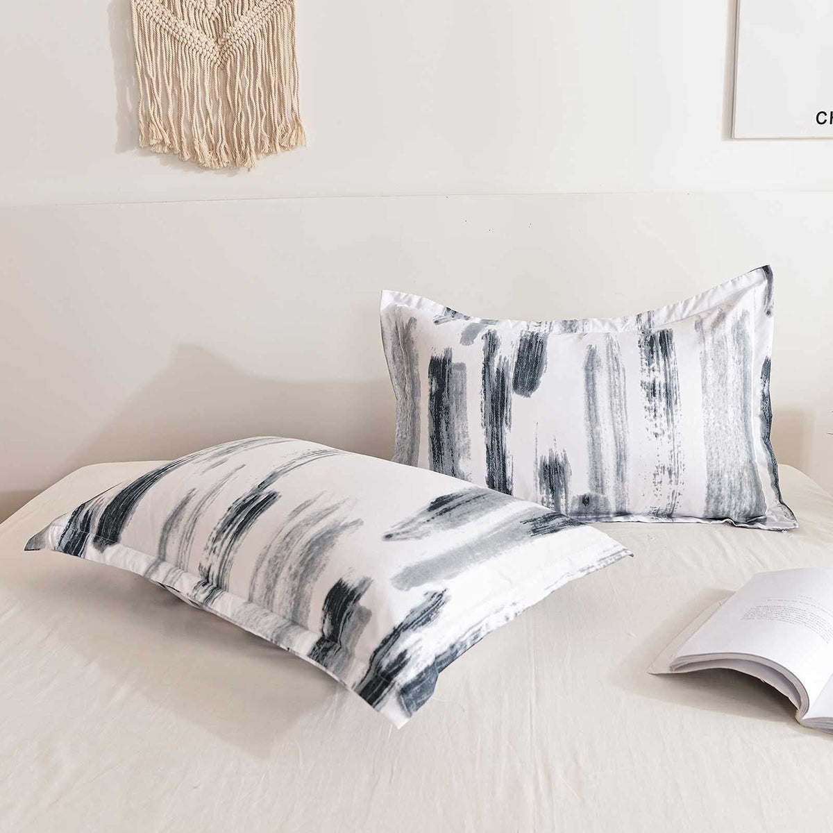 King 3pc Grey White Reversible Microfiber Comforter Set Y792011