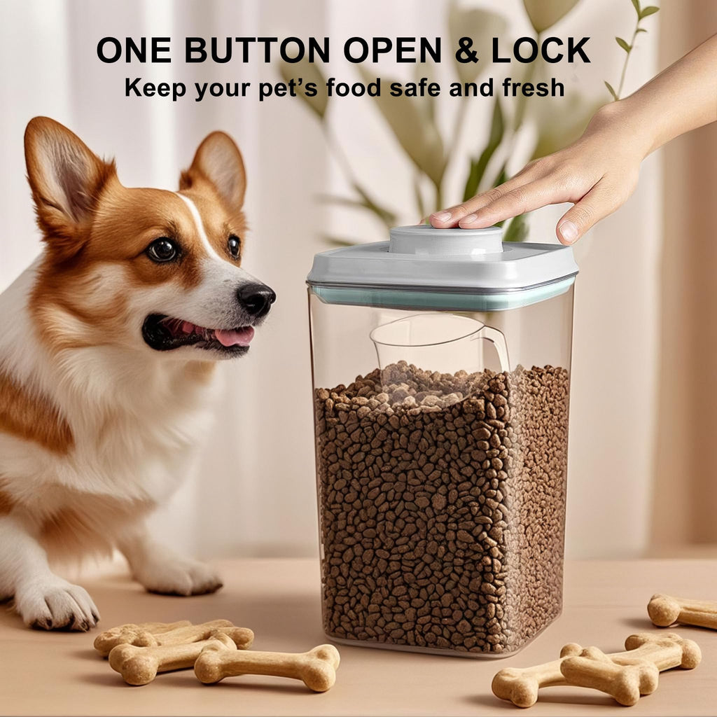 4L Airtight Dog Food Storage Container with Scoop C66319